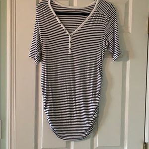 Maternity shirt